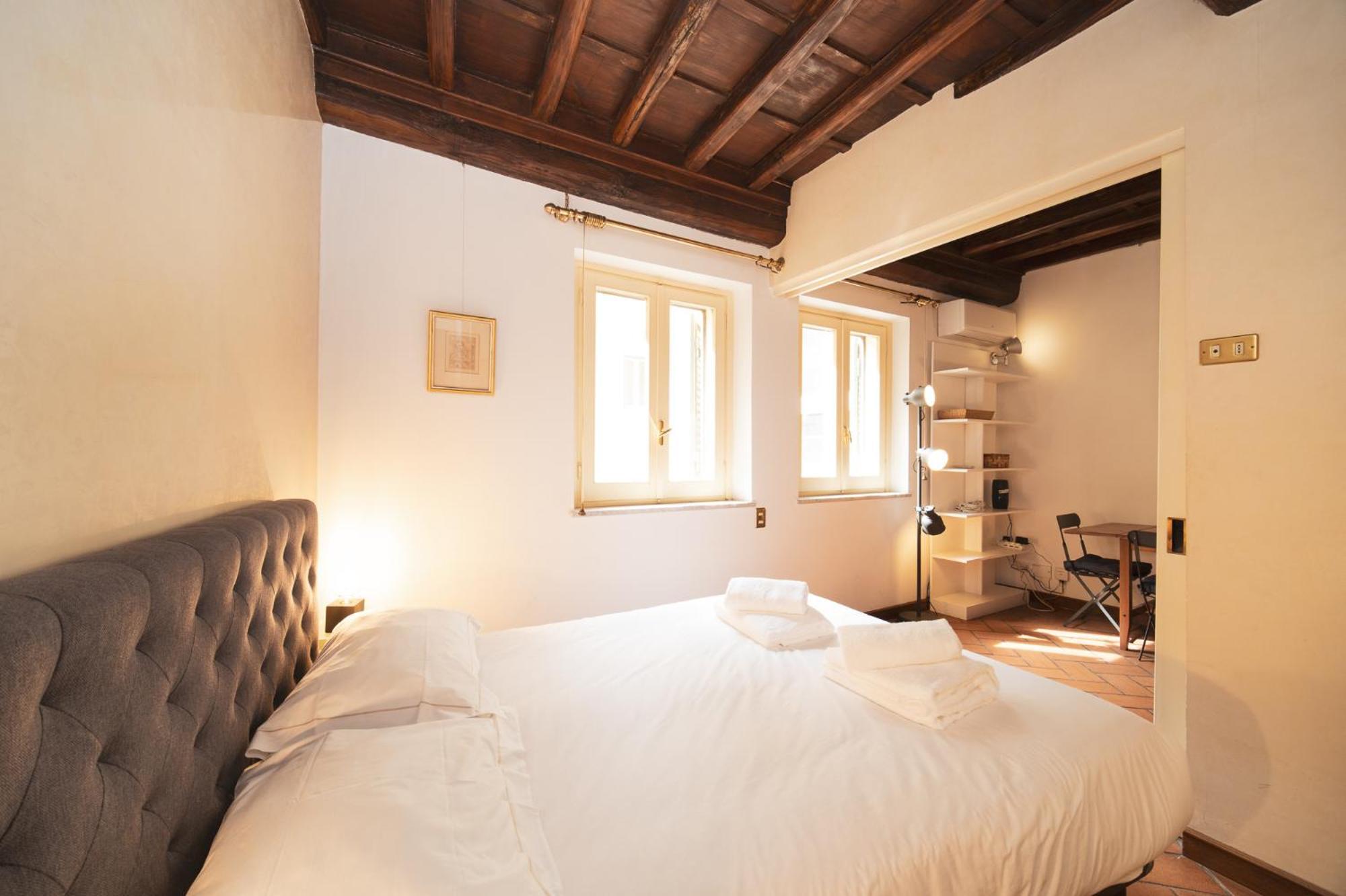Trevi Fountain By Buddyrent Apartment